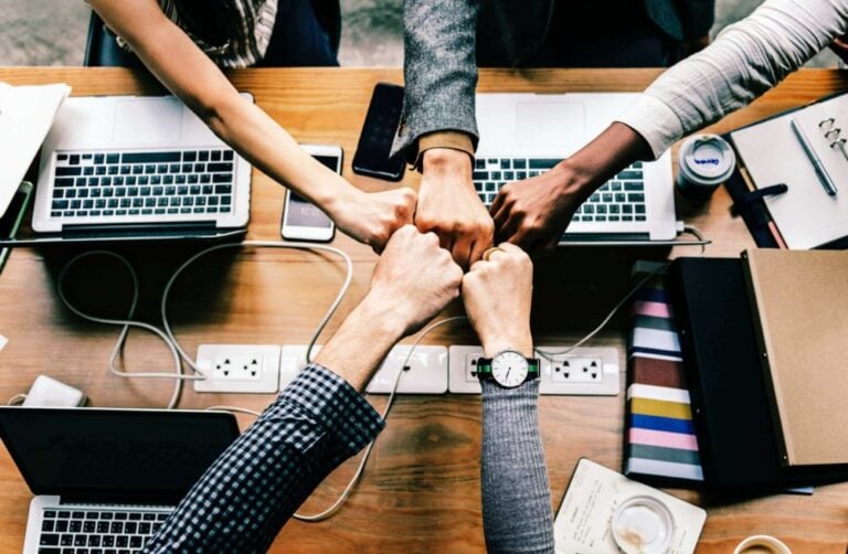 Techies, rejoice: Technology is boosting our productivity image